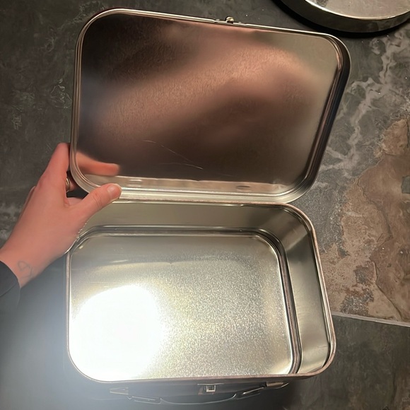 2001 Lord of the Rings Frodo Lunch Box tin - Picture 4 of 8